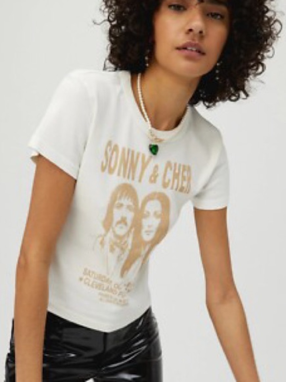 Daydreamer Cream Tee with Gold Sonny & Cher Graphic